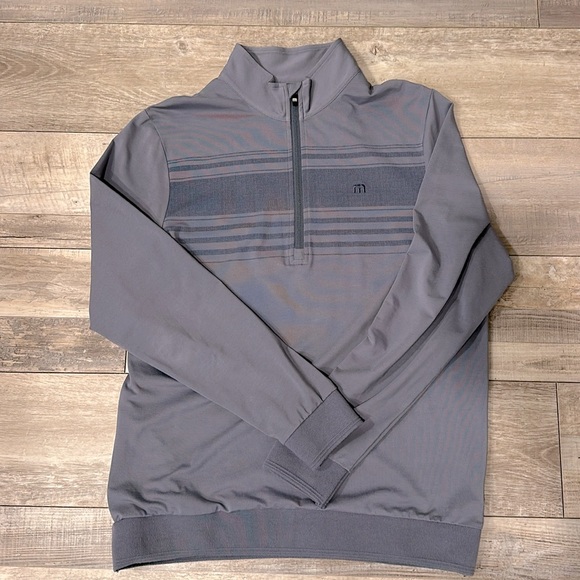 Travis Matthews 1/4 zip Pullover - Picture 1 of 3